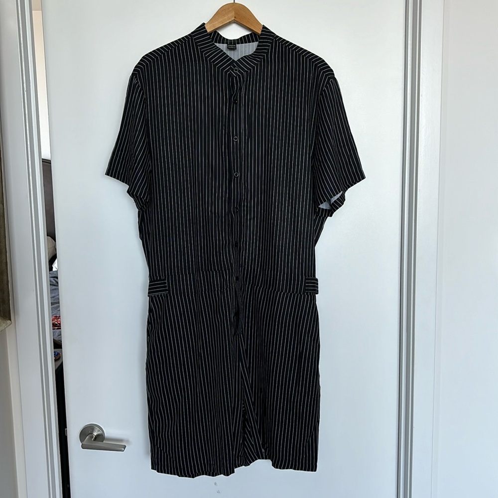 Men’s Romper large